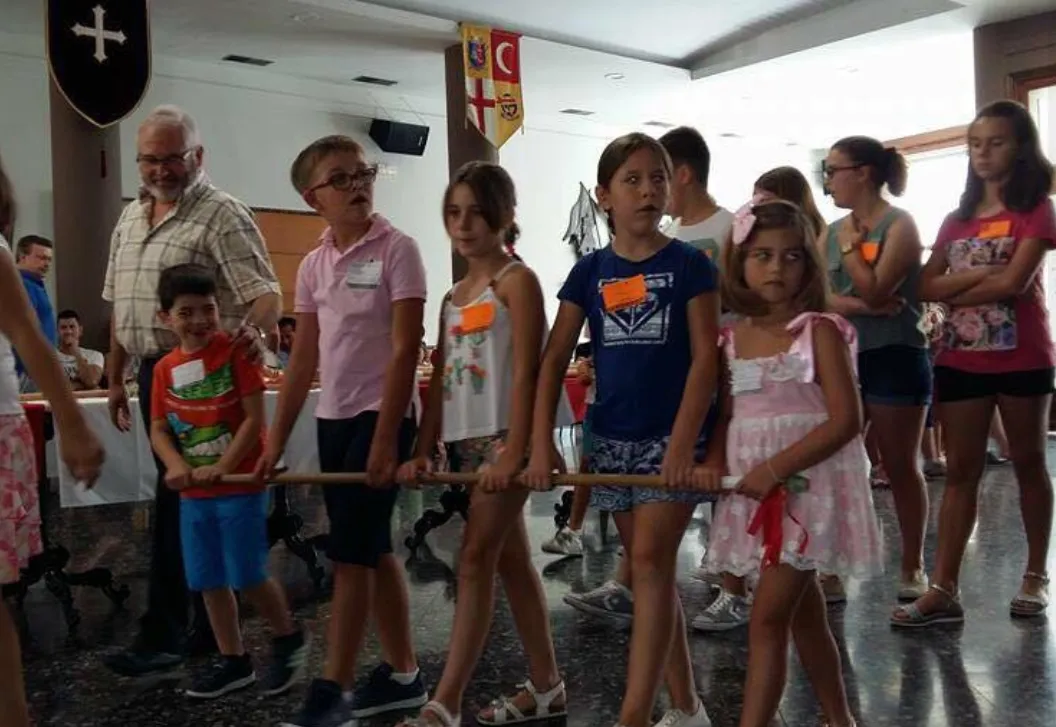 escuelacabos2.png